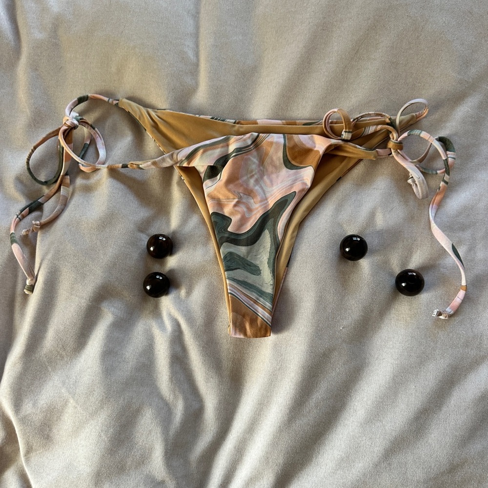 Beach Riot Tan Bikini Bottom - Picture 3 of 4